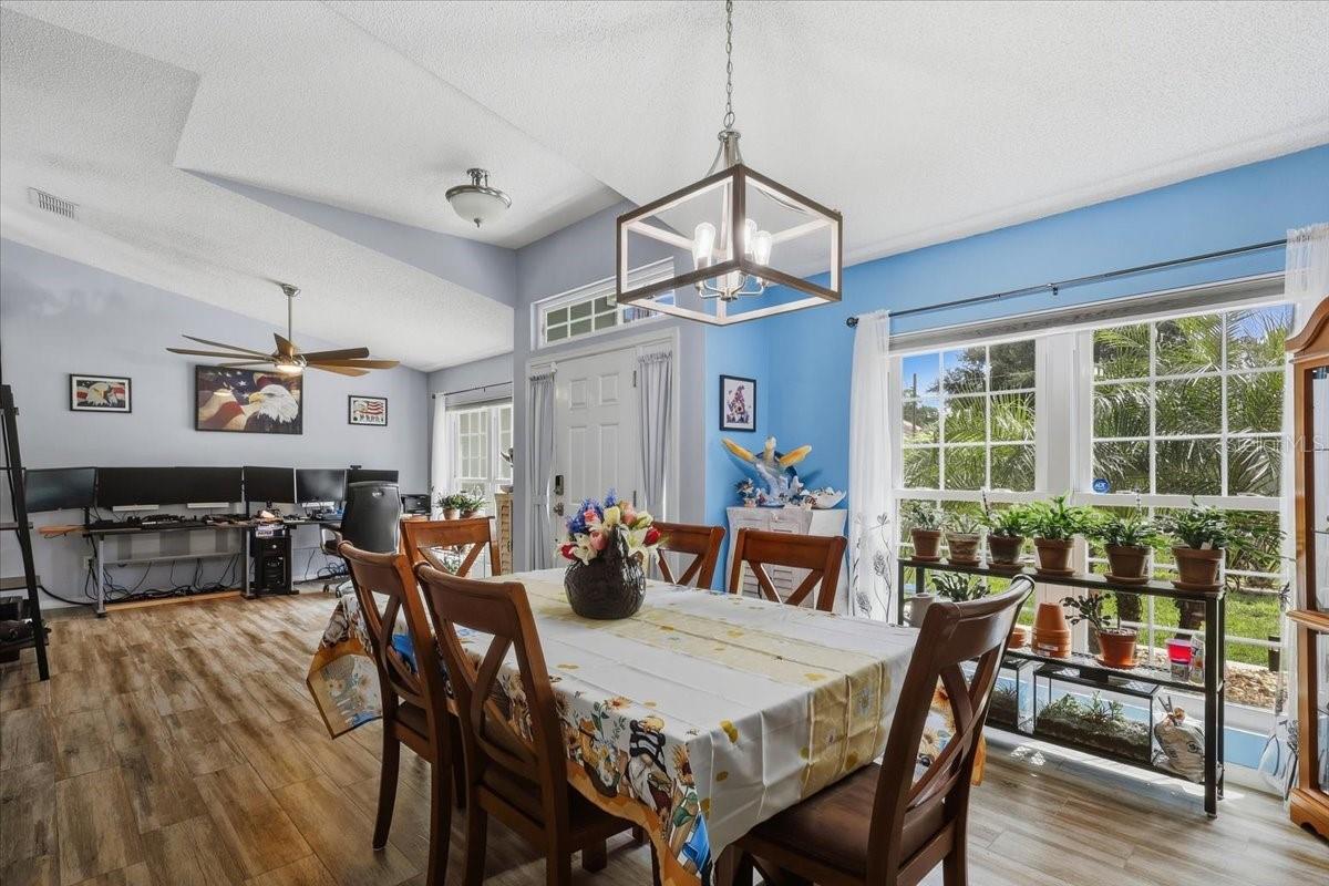 7 RANBAY PL — photo 9