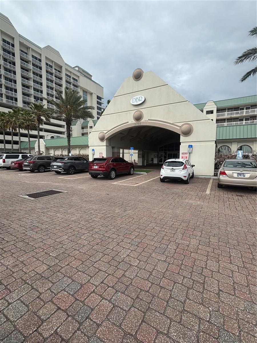 2700 N ATLANTIC AVE #527 — photo 4