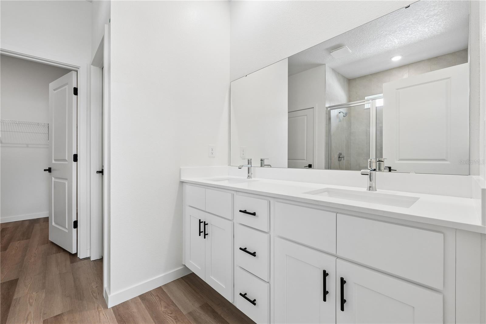 21 BONNIE LN — photo 7