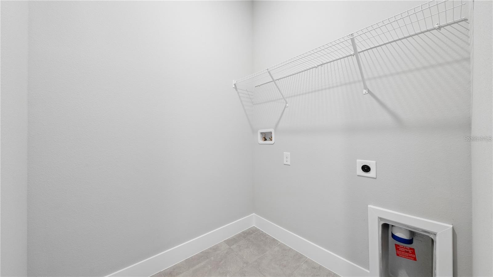 47 LOUISIANA DR — photo 10