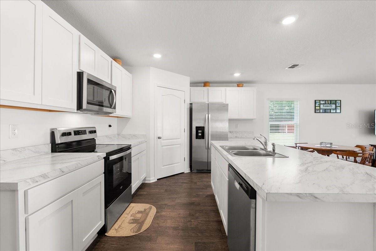 29 PRAIRIE LN — photo 10