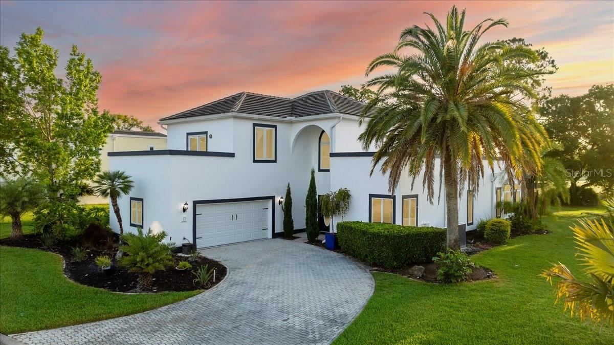 13 BAY POINT DR