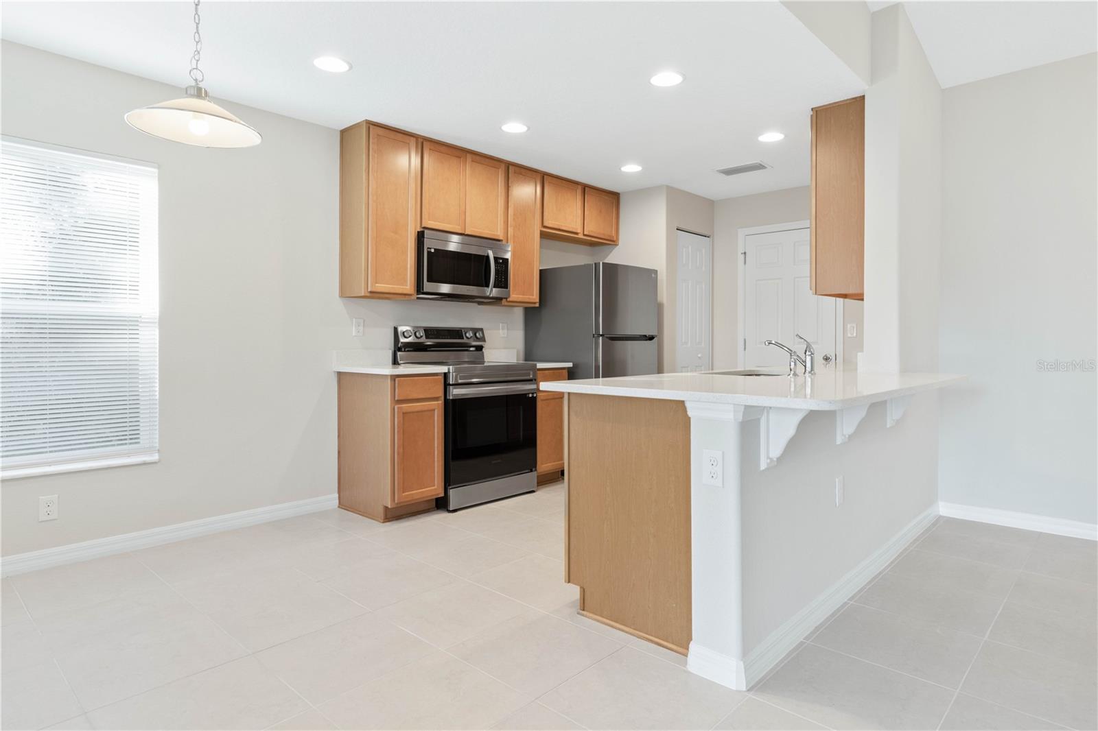 111 BUD HOLLOW DR — photo 11