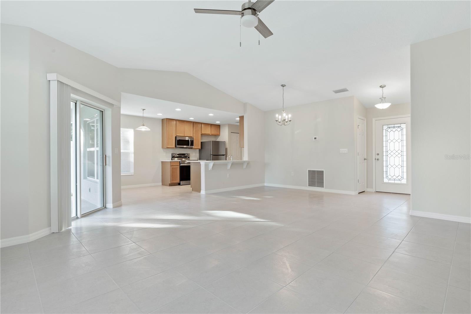 111 BUD HOLLOW DR — photo 5