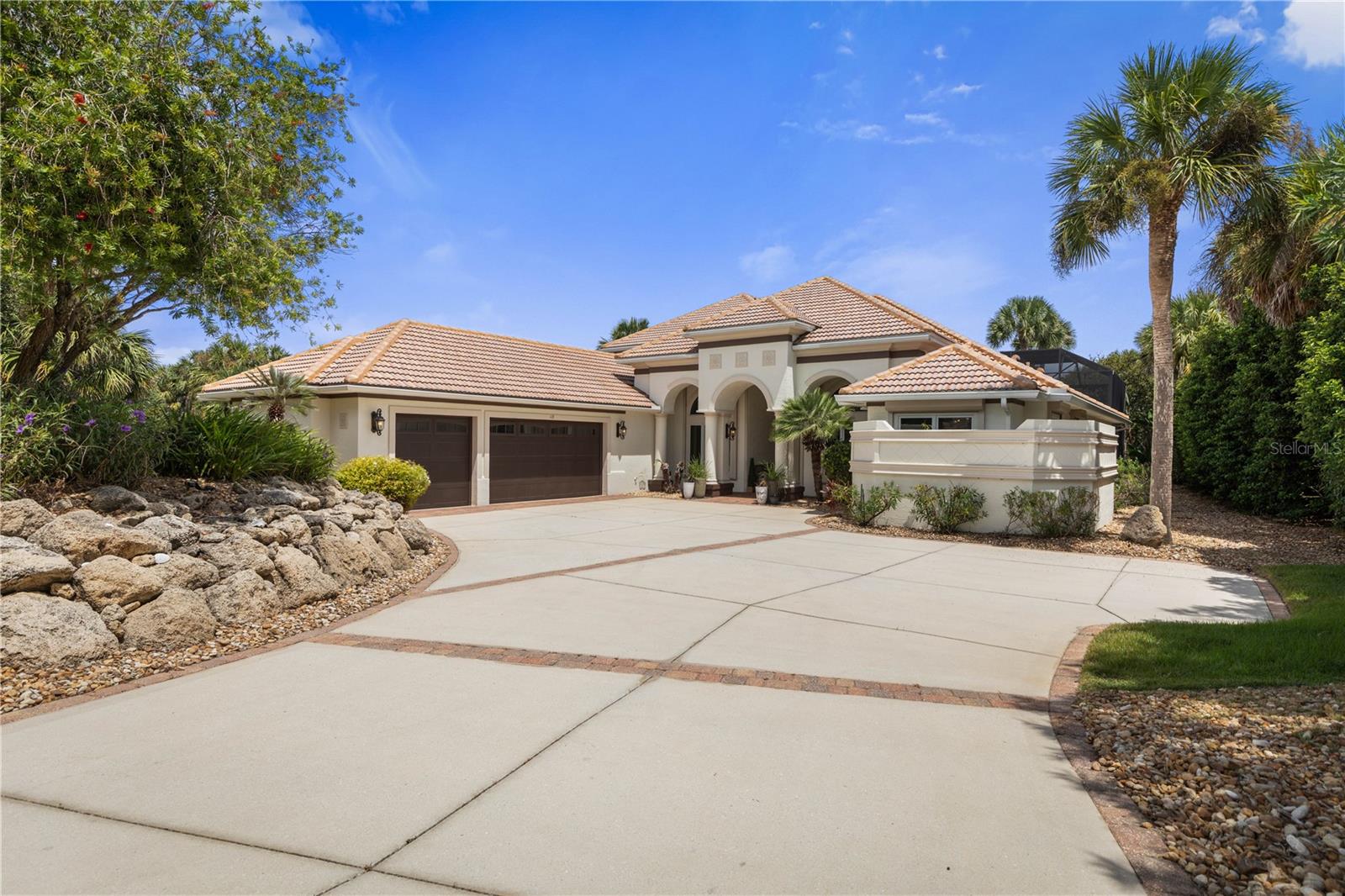 113 ISLAND ESTATES PKWY