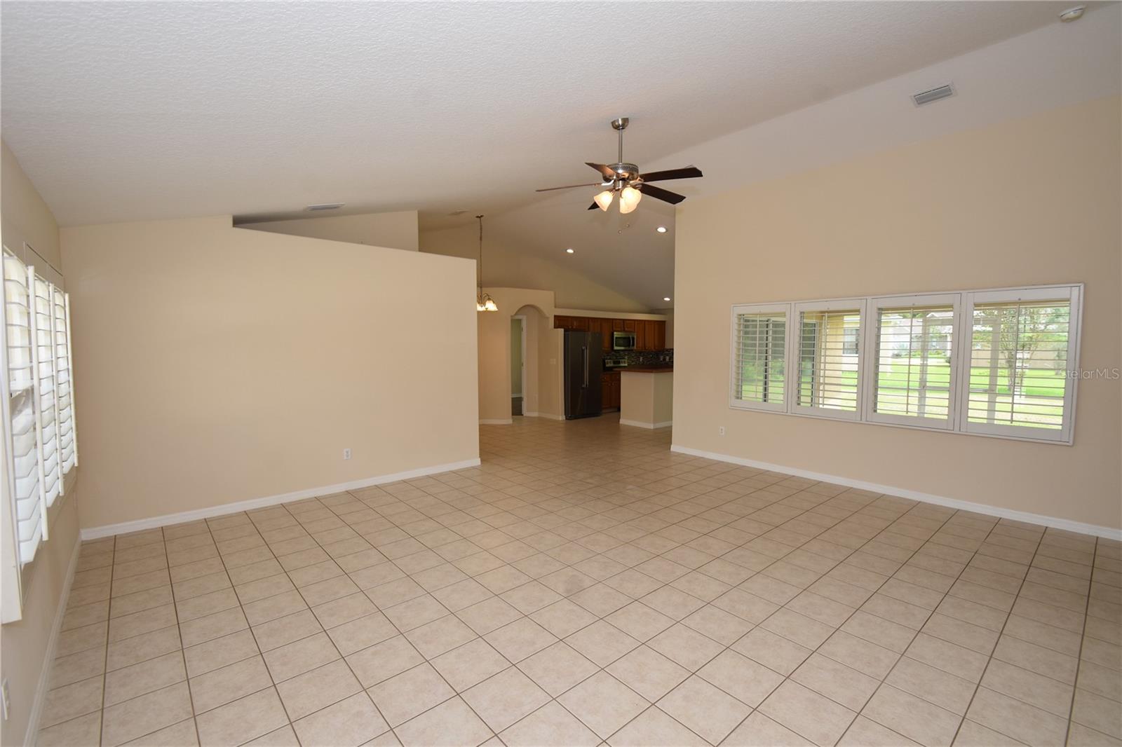 11 ZENITH CT — photo 5