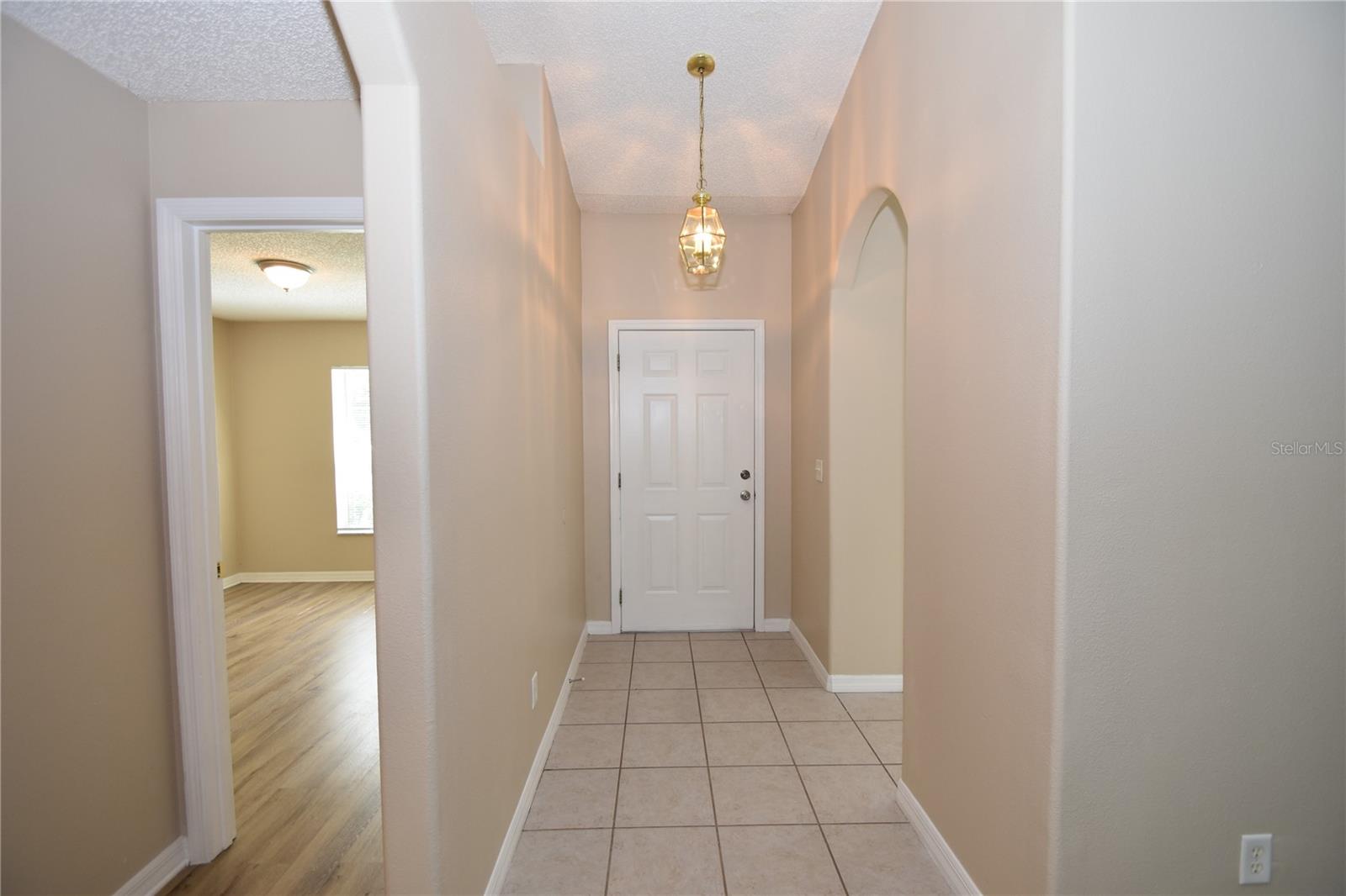 13 PINETREE DR — photo 3