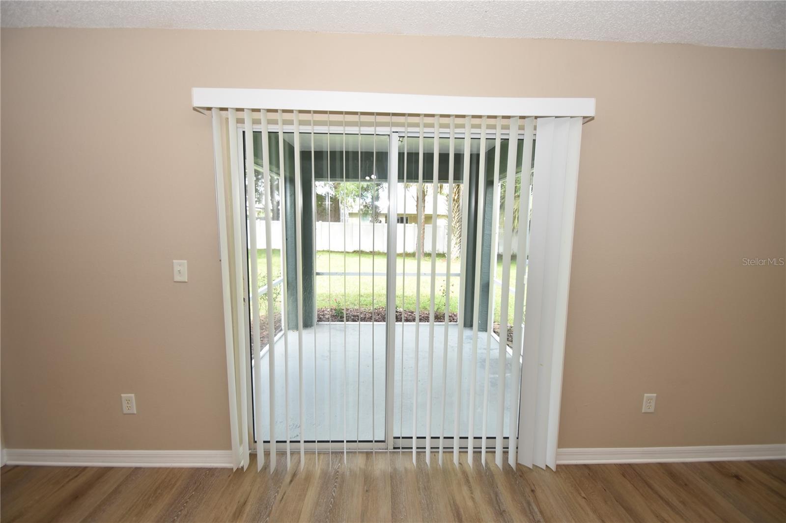 13 PINETREE DR — photo 10