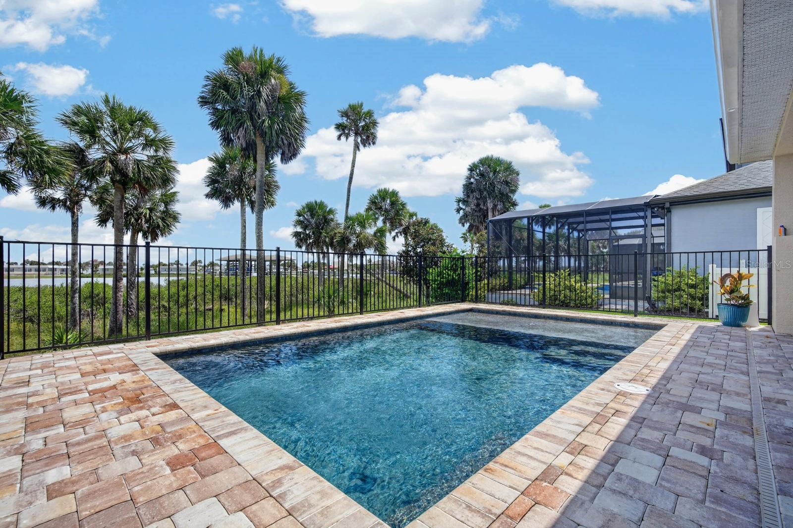31 S RIVERWALK DR — photo 5