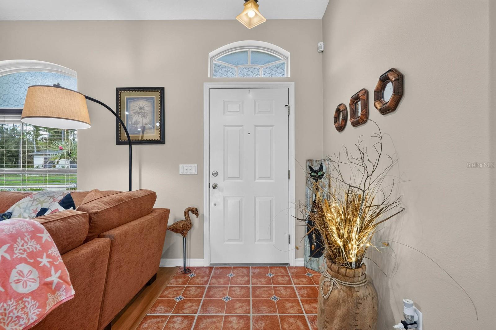 84 ETHAN ALLEN DR — photo 8