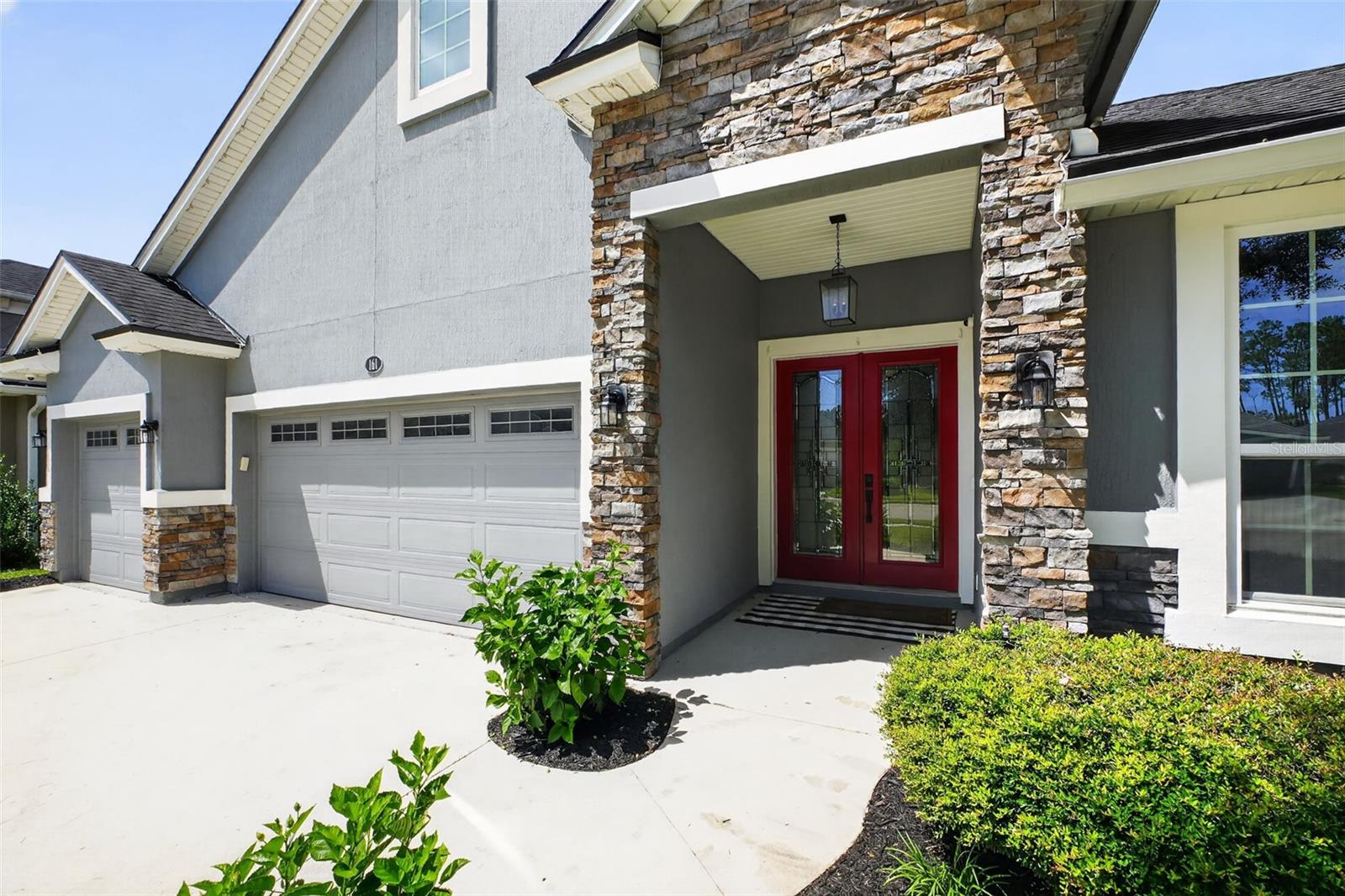 161 S COOPERS HAWK WAY — photo 2