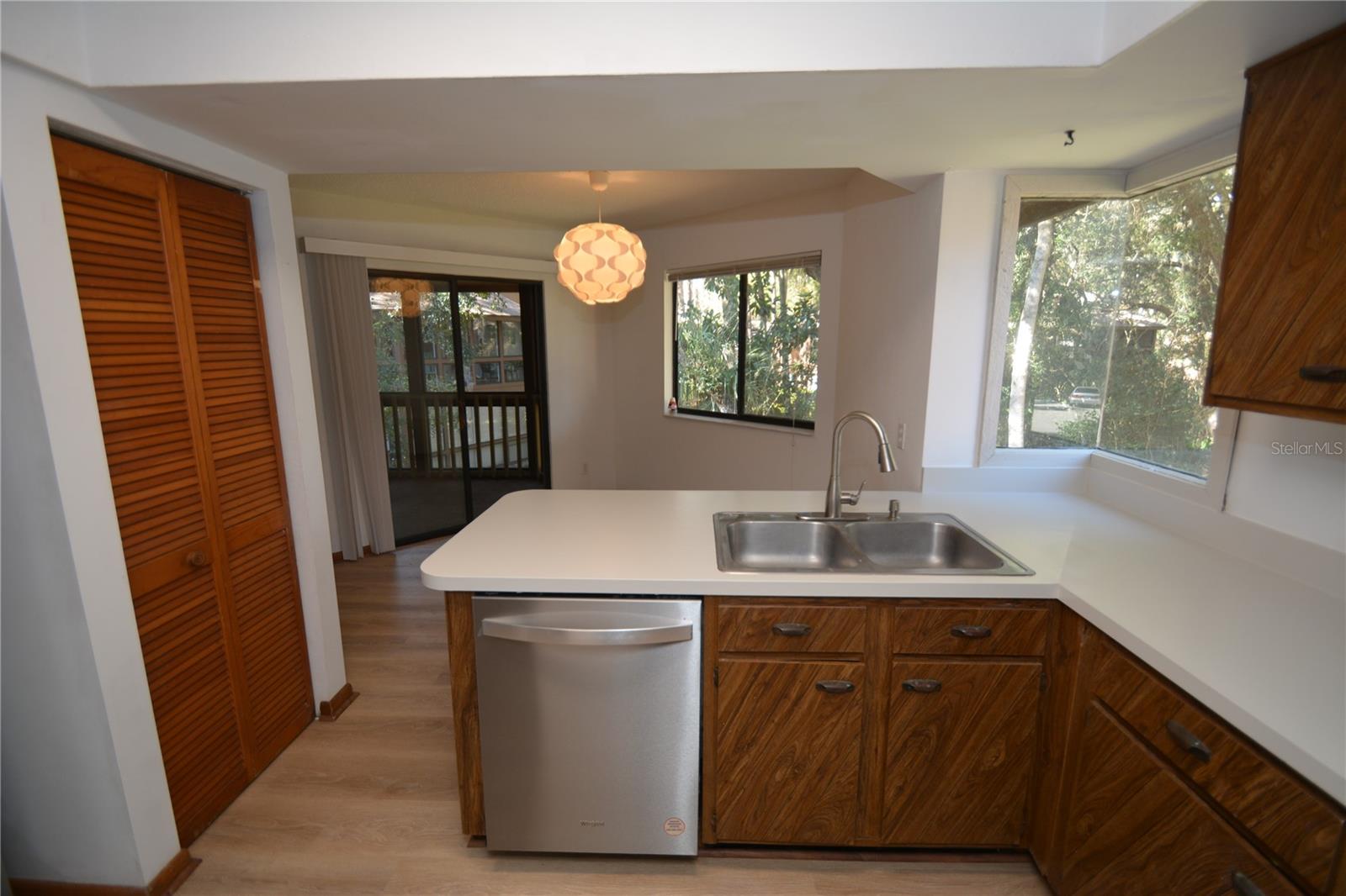 16 OAKMONT CT #16 — photo 12