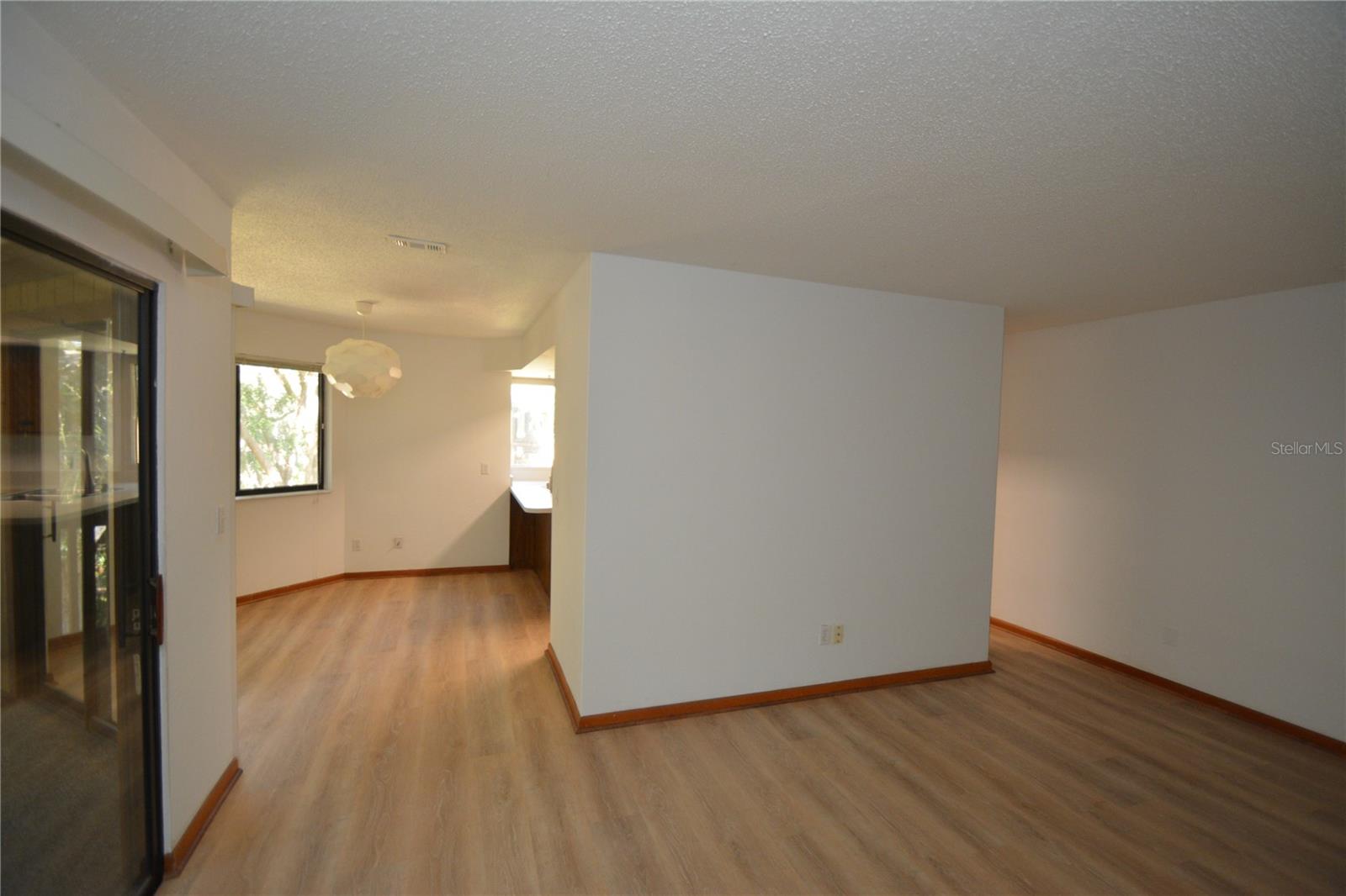 16 OAKMONT CT #16 — photo 6