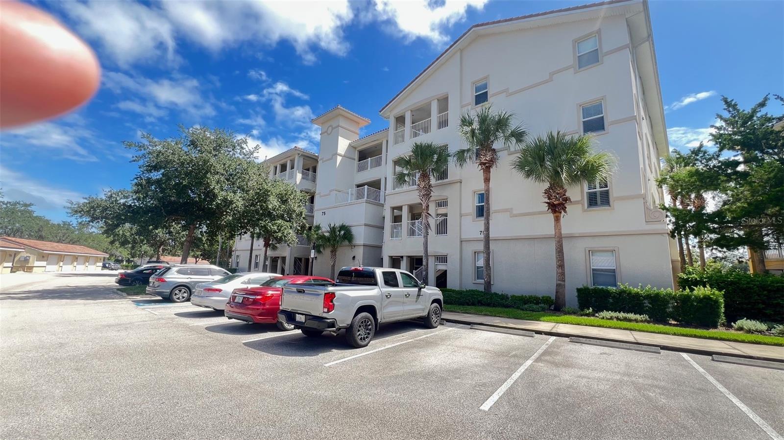 75 RIVERVIEW BND S #1642