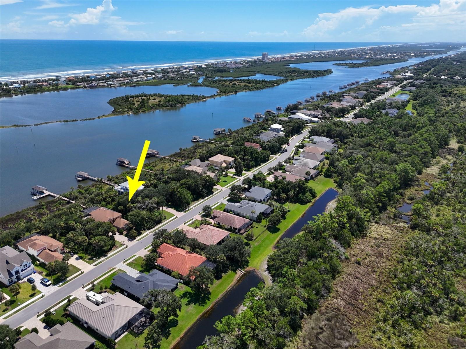 197 S RIVERWALK DR — photo 3