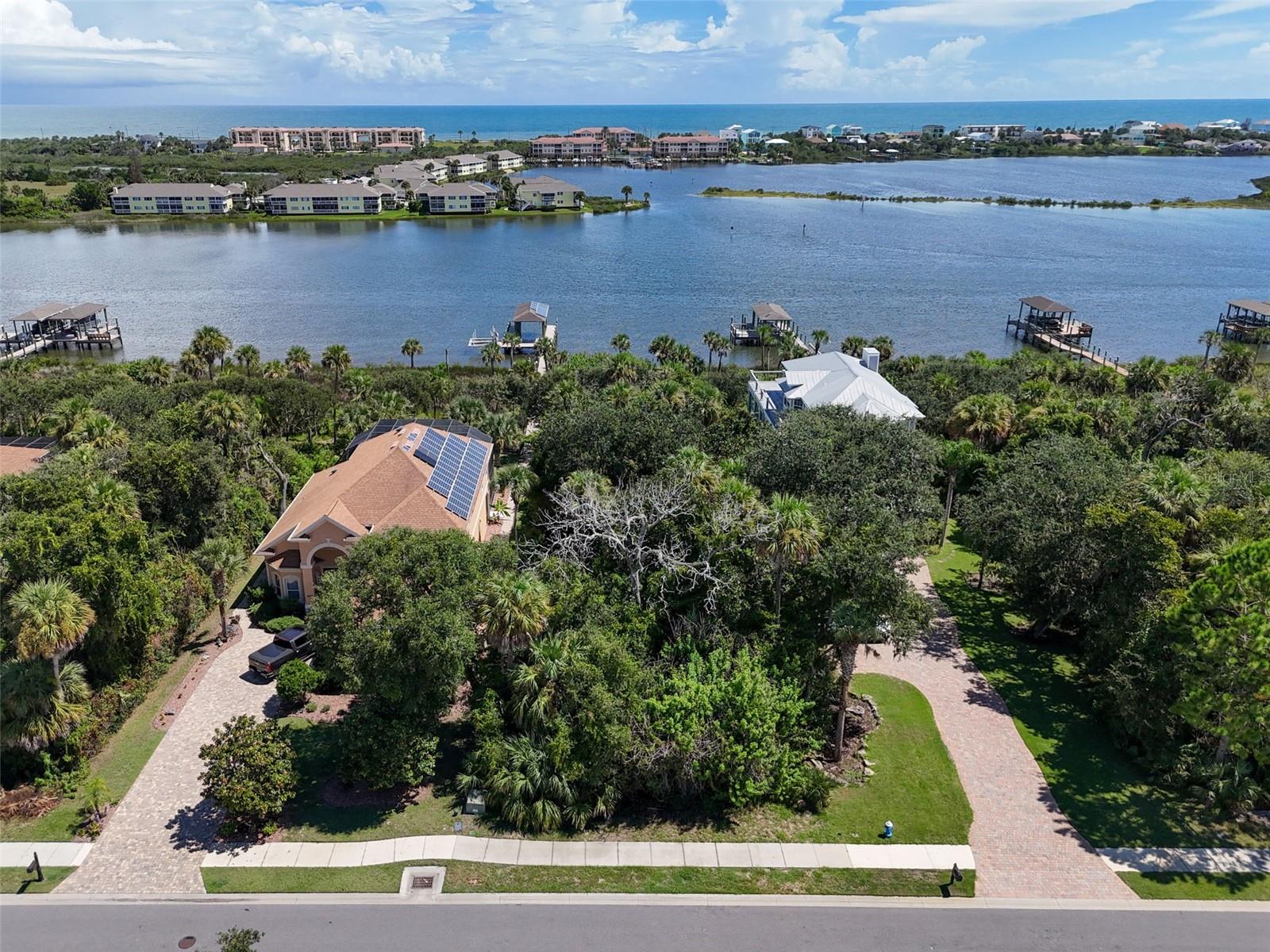 197 S RIVERWALK DR — photo 9