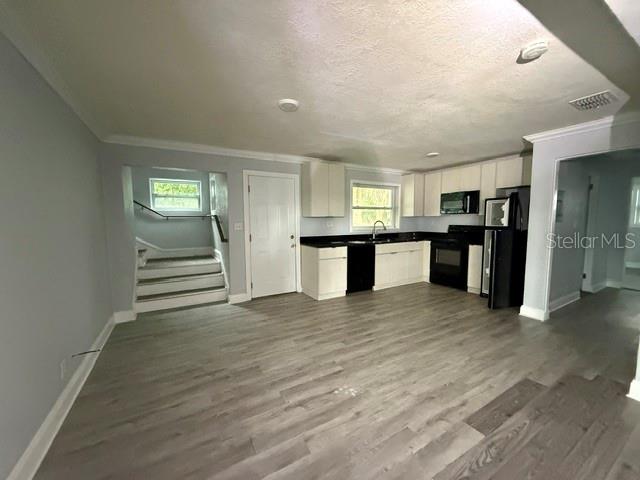 2400 N HALIFAX AVE — photo 7