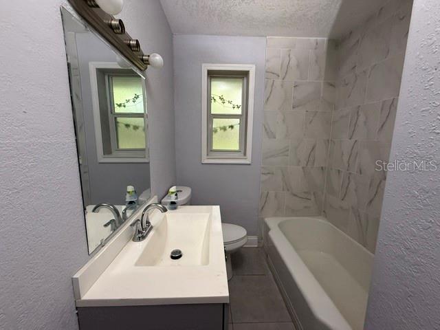 2400 N HALIFAX AVE — photo 8