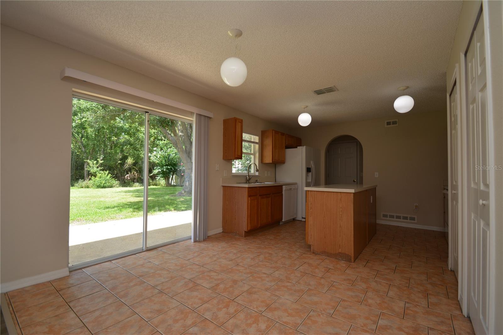 47 BUTTERMILL DR — photo 8