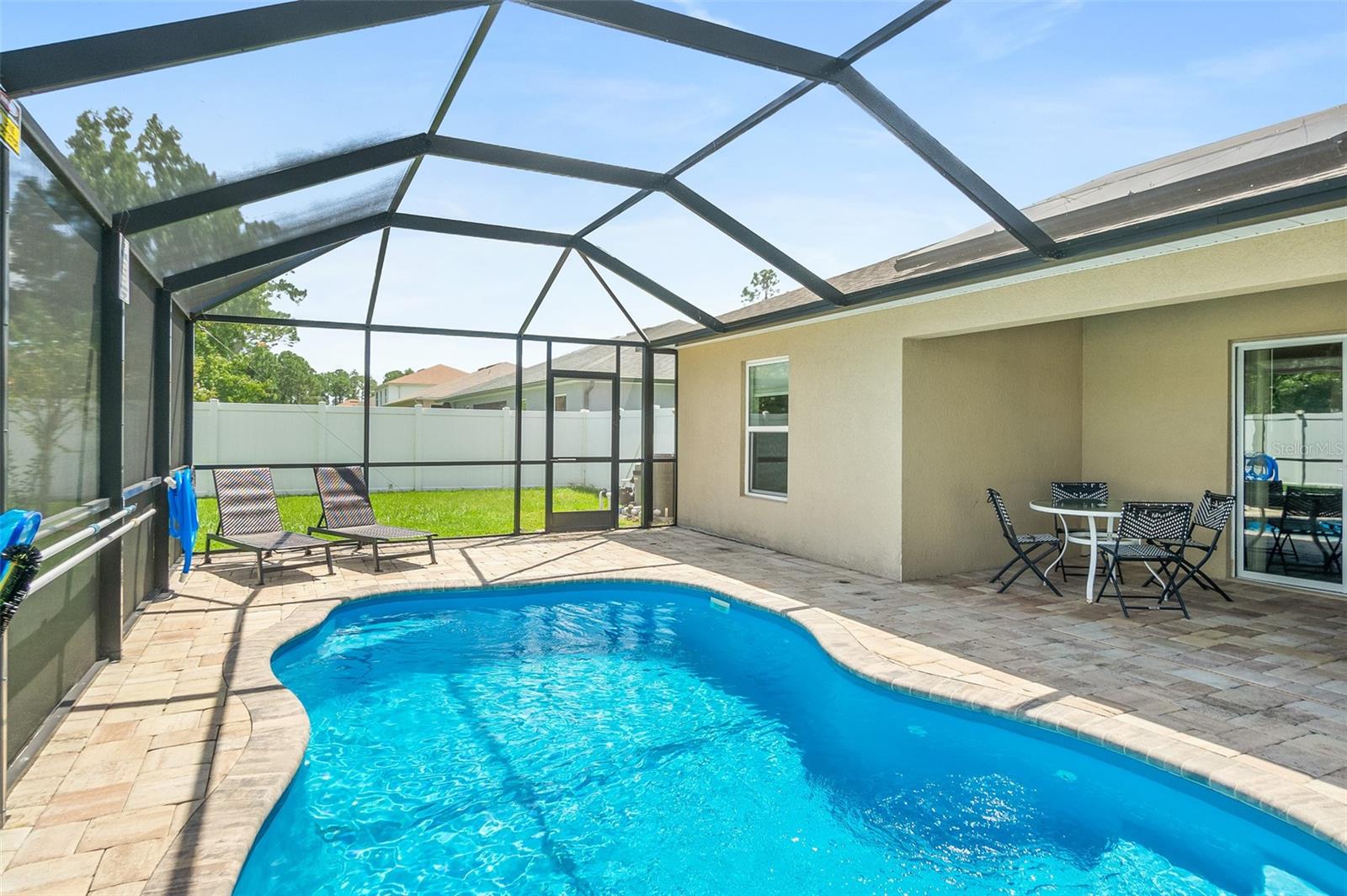 10 LLADD CT — photo 6