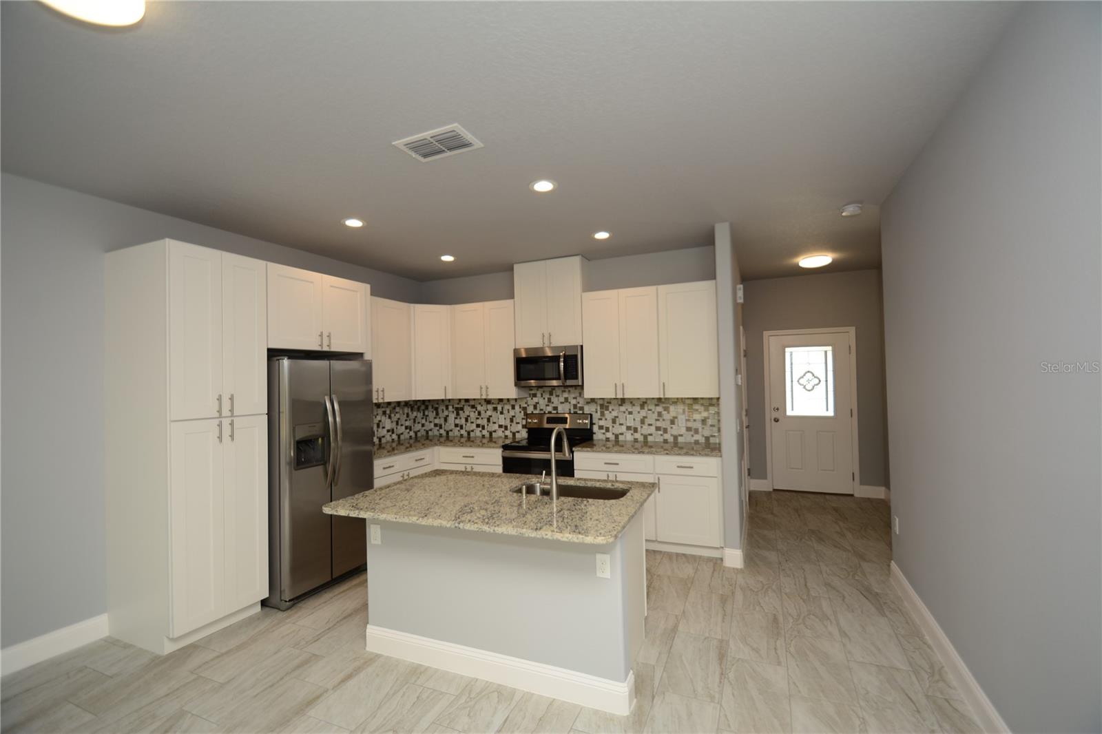 25 ROSEPETAL LN #A — photo 2