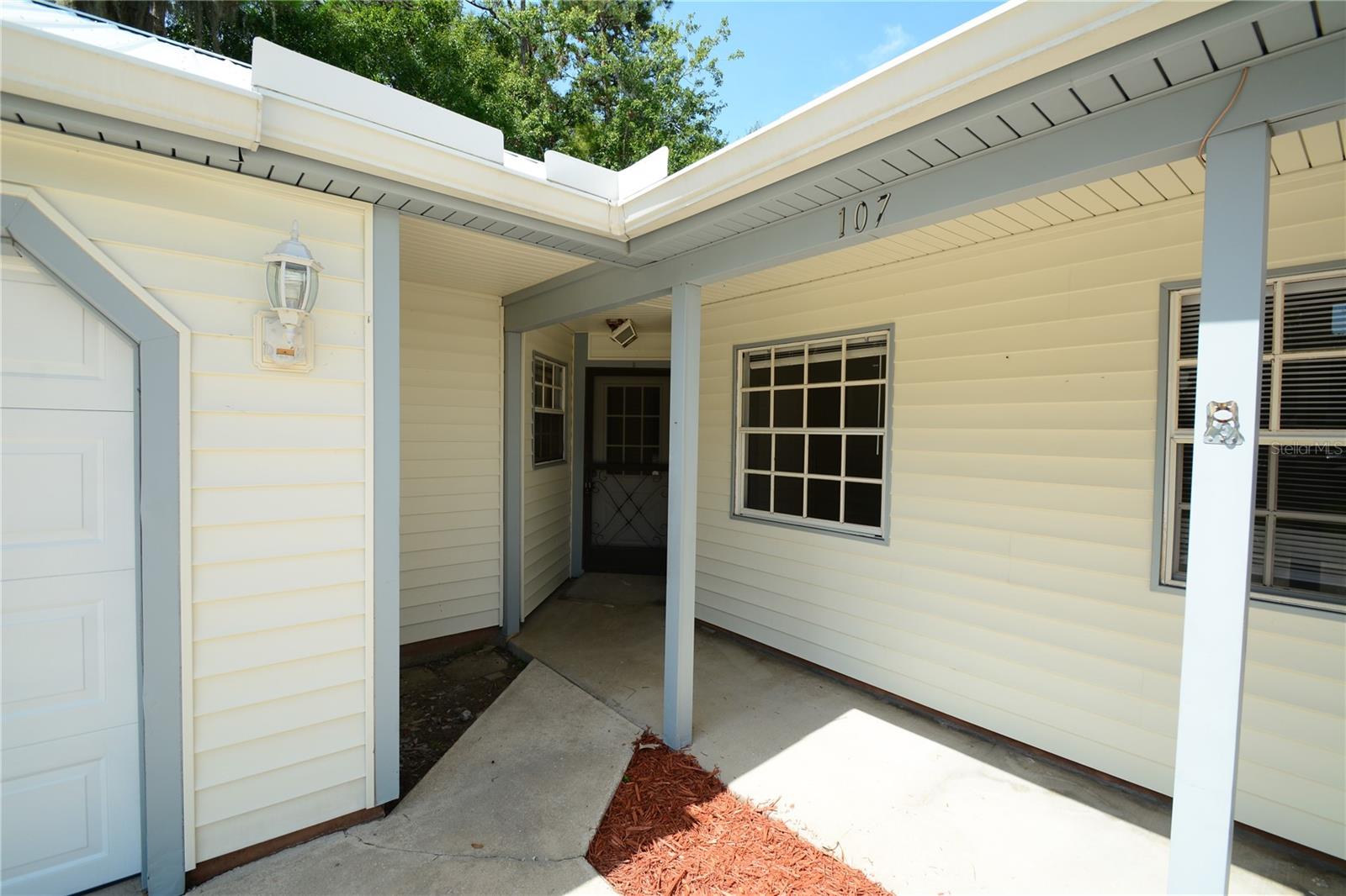 107 BRUNSWICK LN #A — photo 2