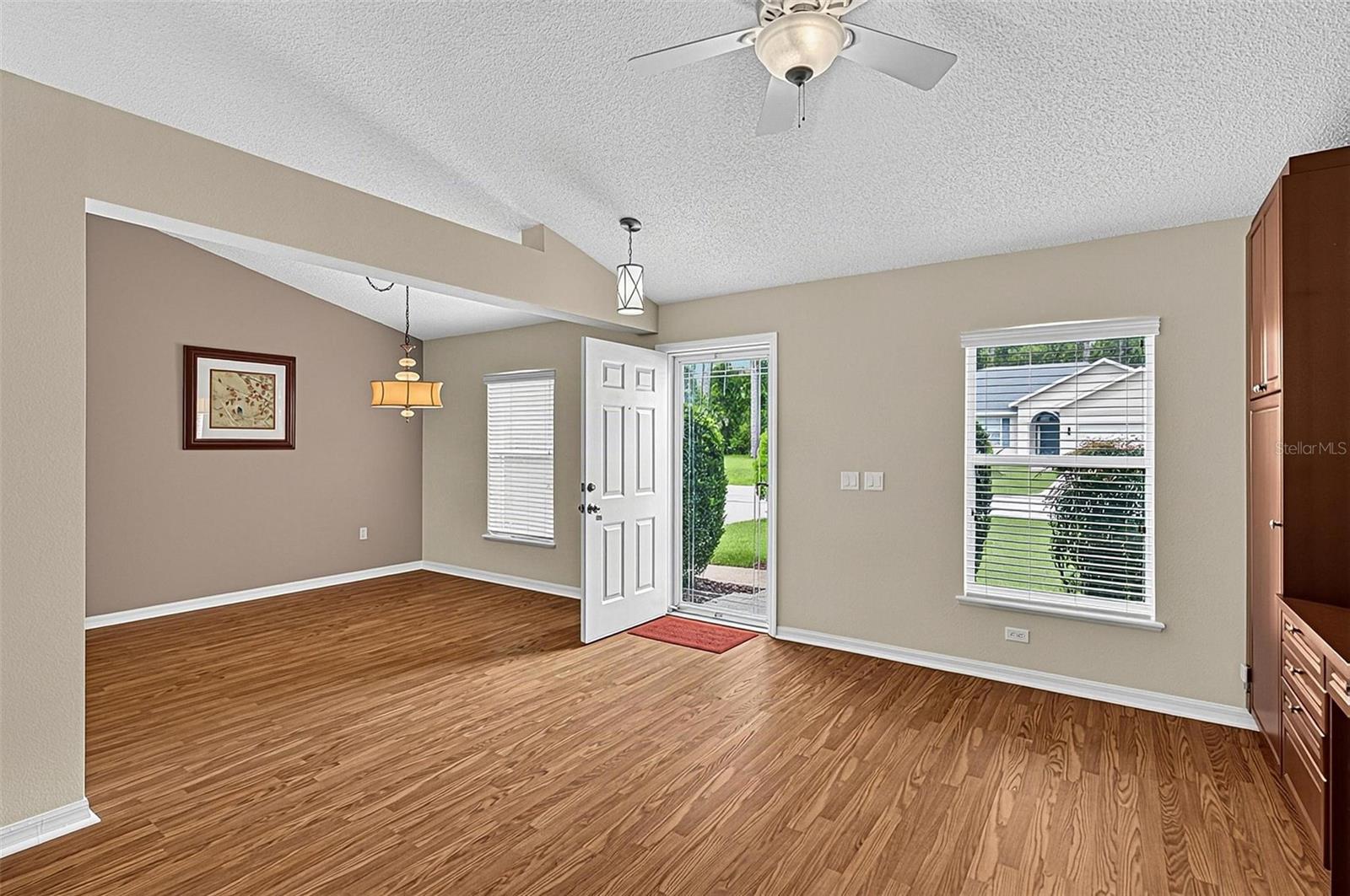 44 PENNYPACKER LN — photo 4
