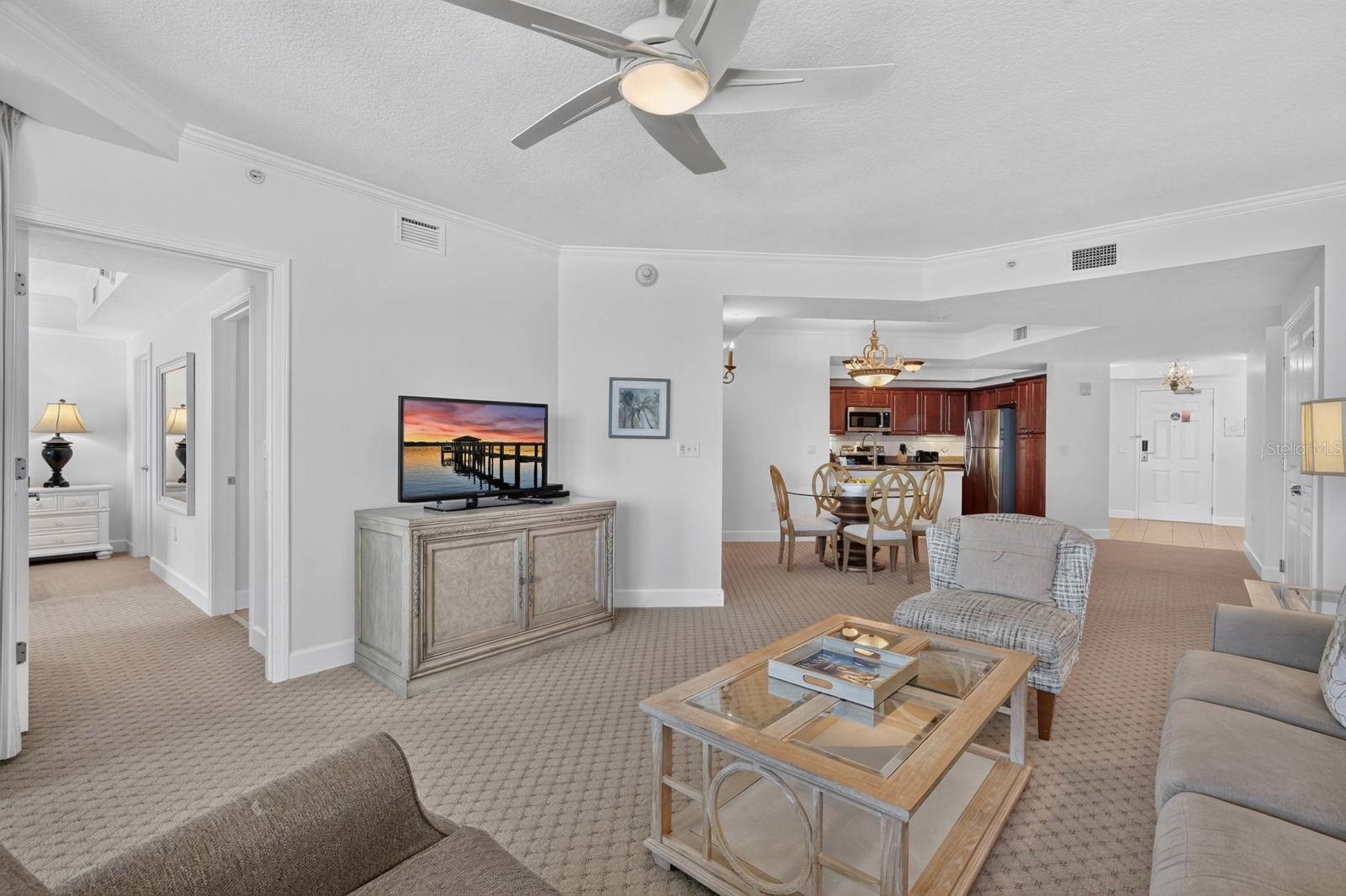 200 OCEAN CREST DR #813 — photo 9