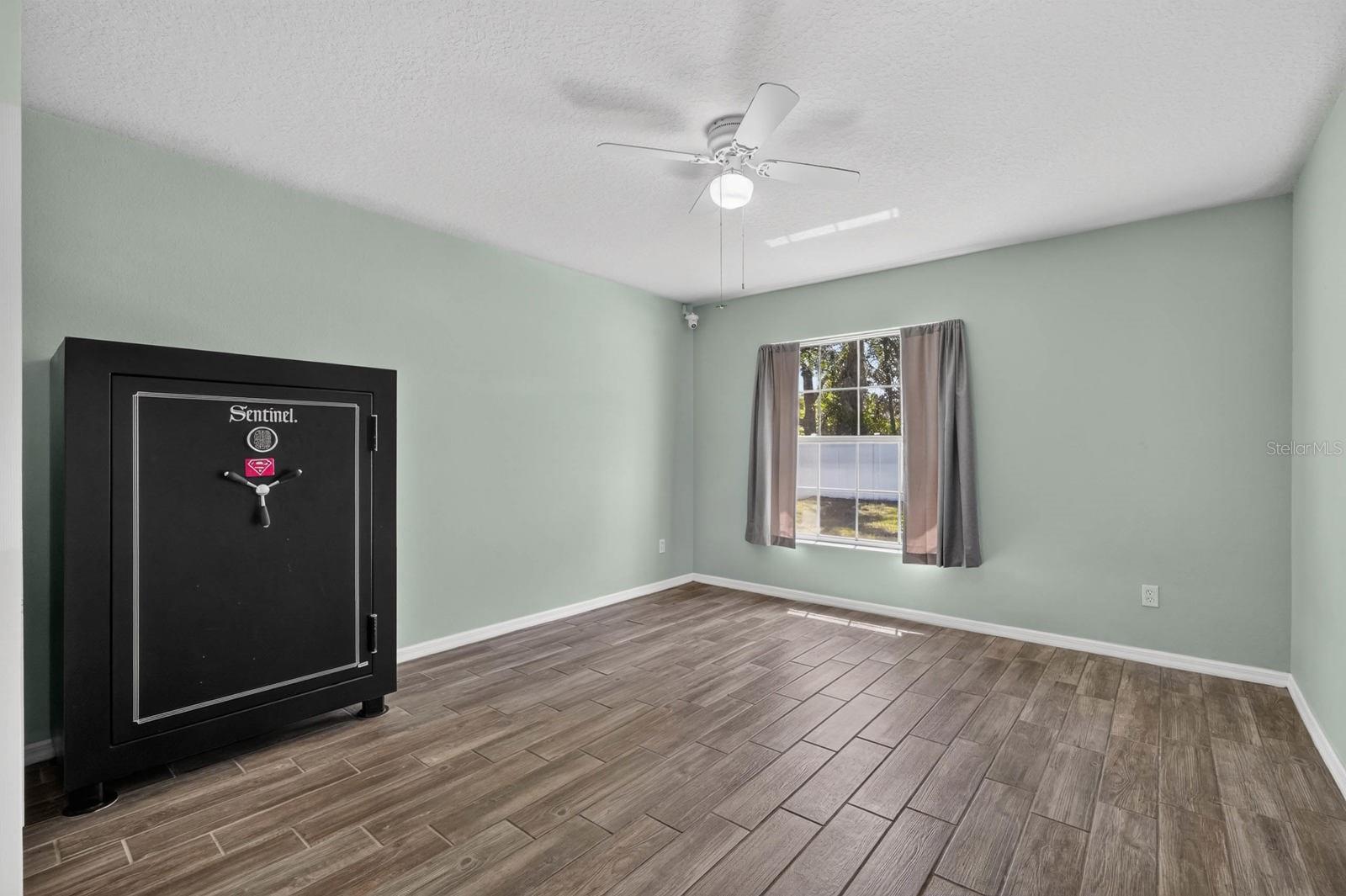 18 WHEELING LN — photo 12