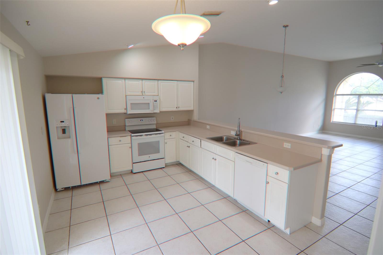 13 BUTTONWOOD LN #A — photo 3