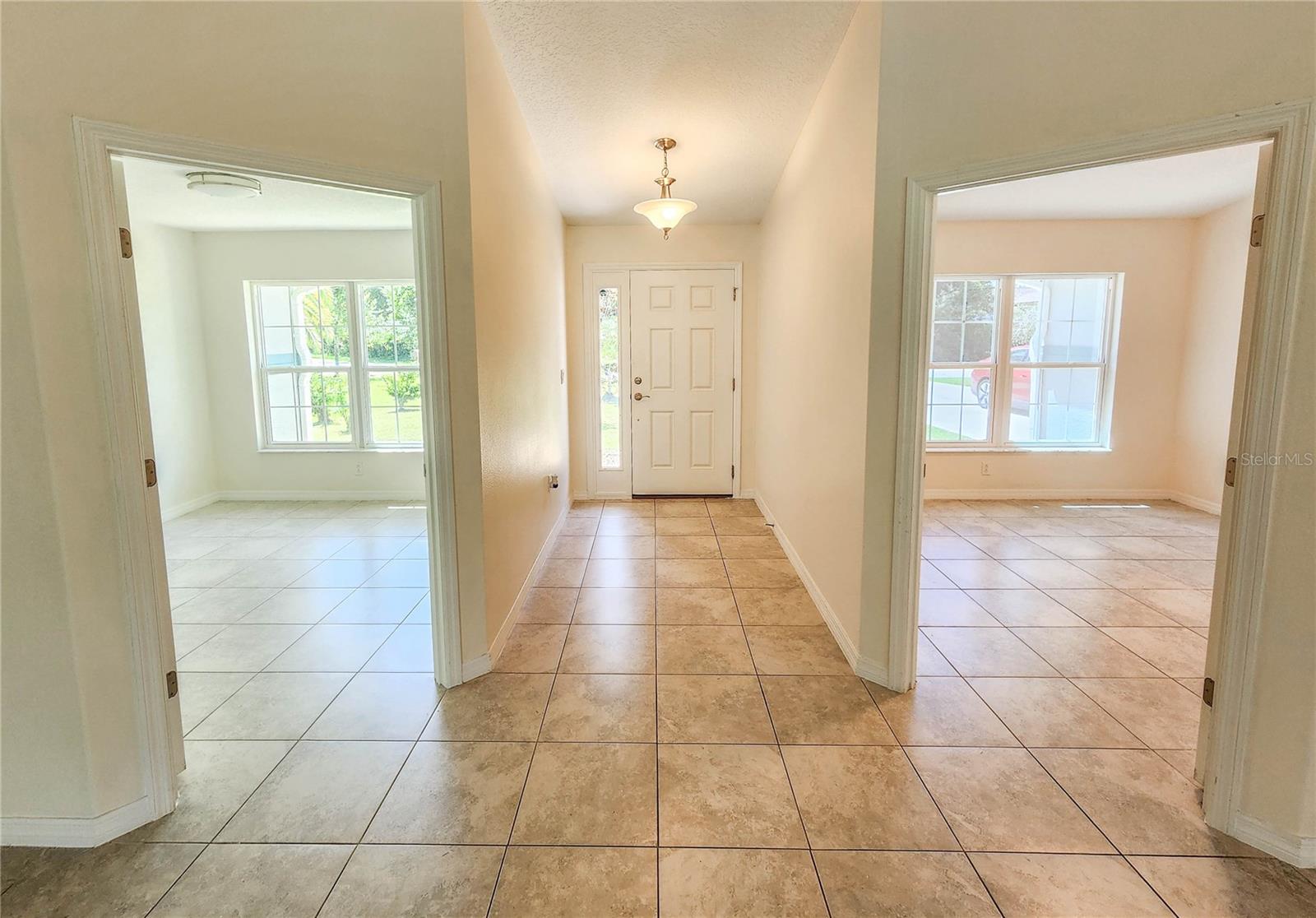 100 BOULDER ROCK DR — photo 3