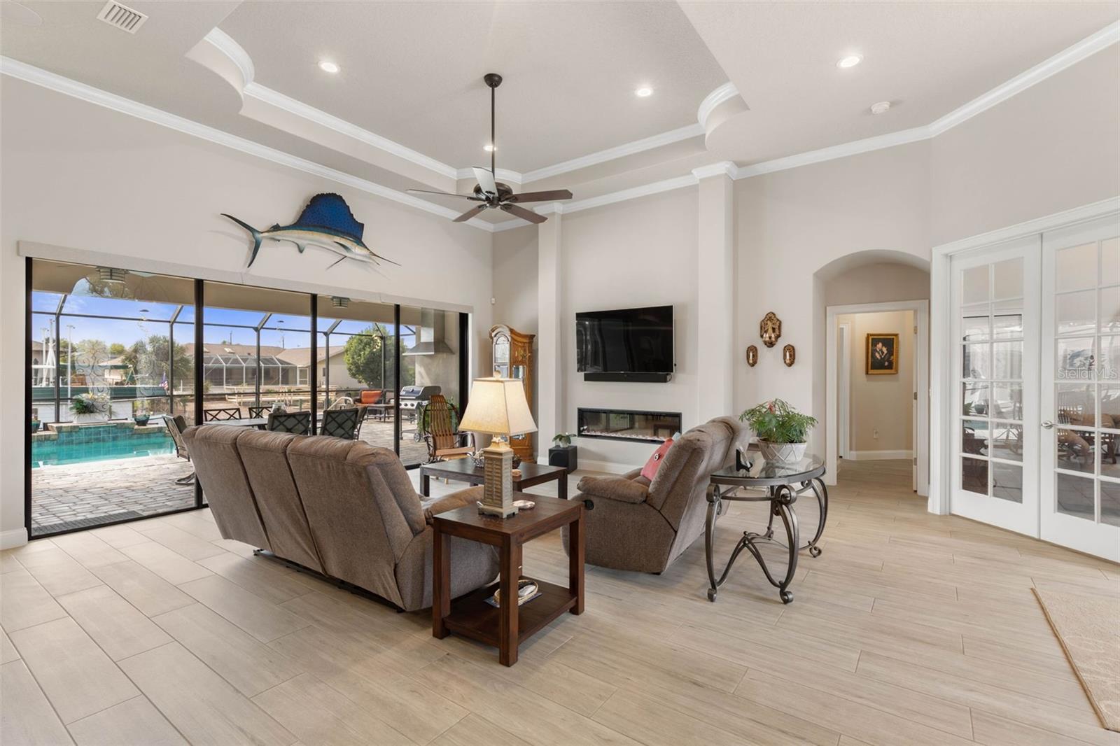 6 CALUSA CT — photo 9