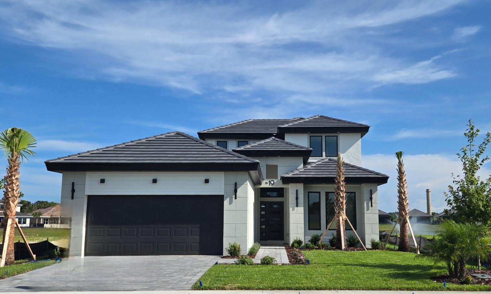 19 DEL PALMA DR