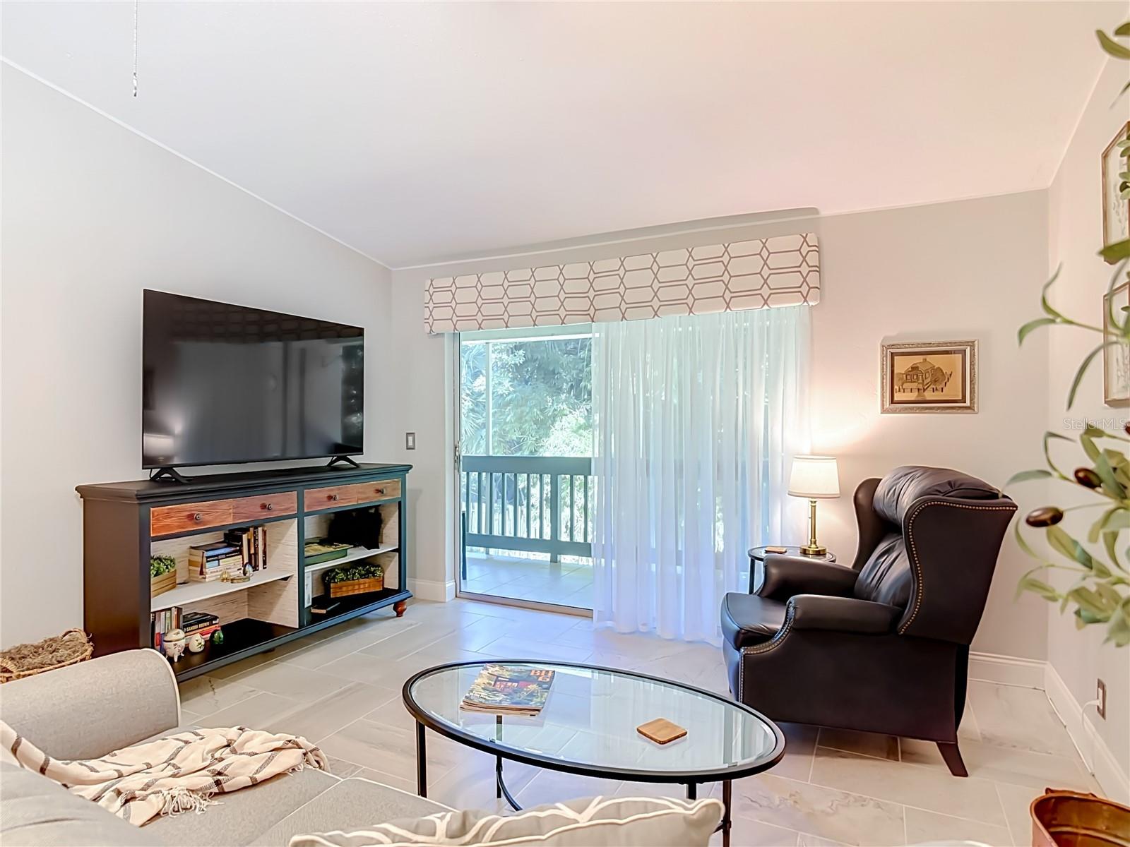 203 S ORCHARD ST #3C — photo 8