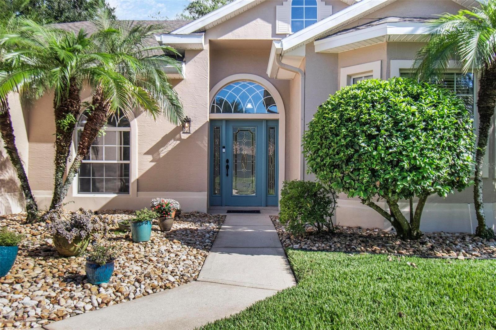 8 RIVER OAKS WAY — photo 2