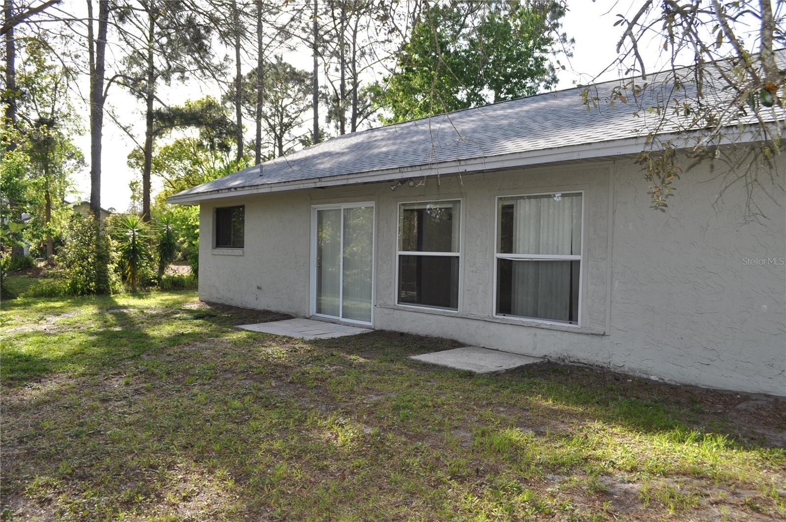 127 PERSIMMON DR — photo 8