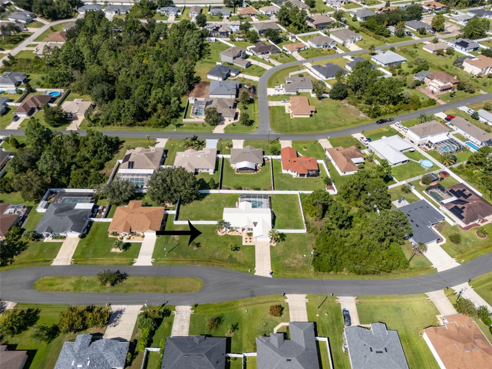 11 LANCASTER LN — photo 5