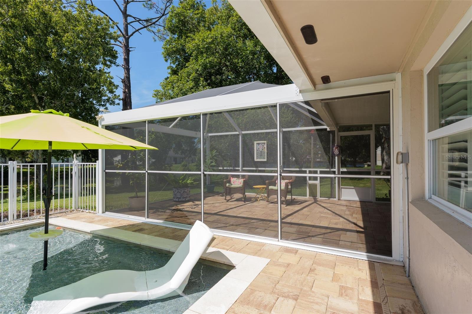 76 FLAMINGO DR — photo 11