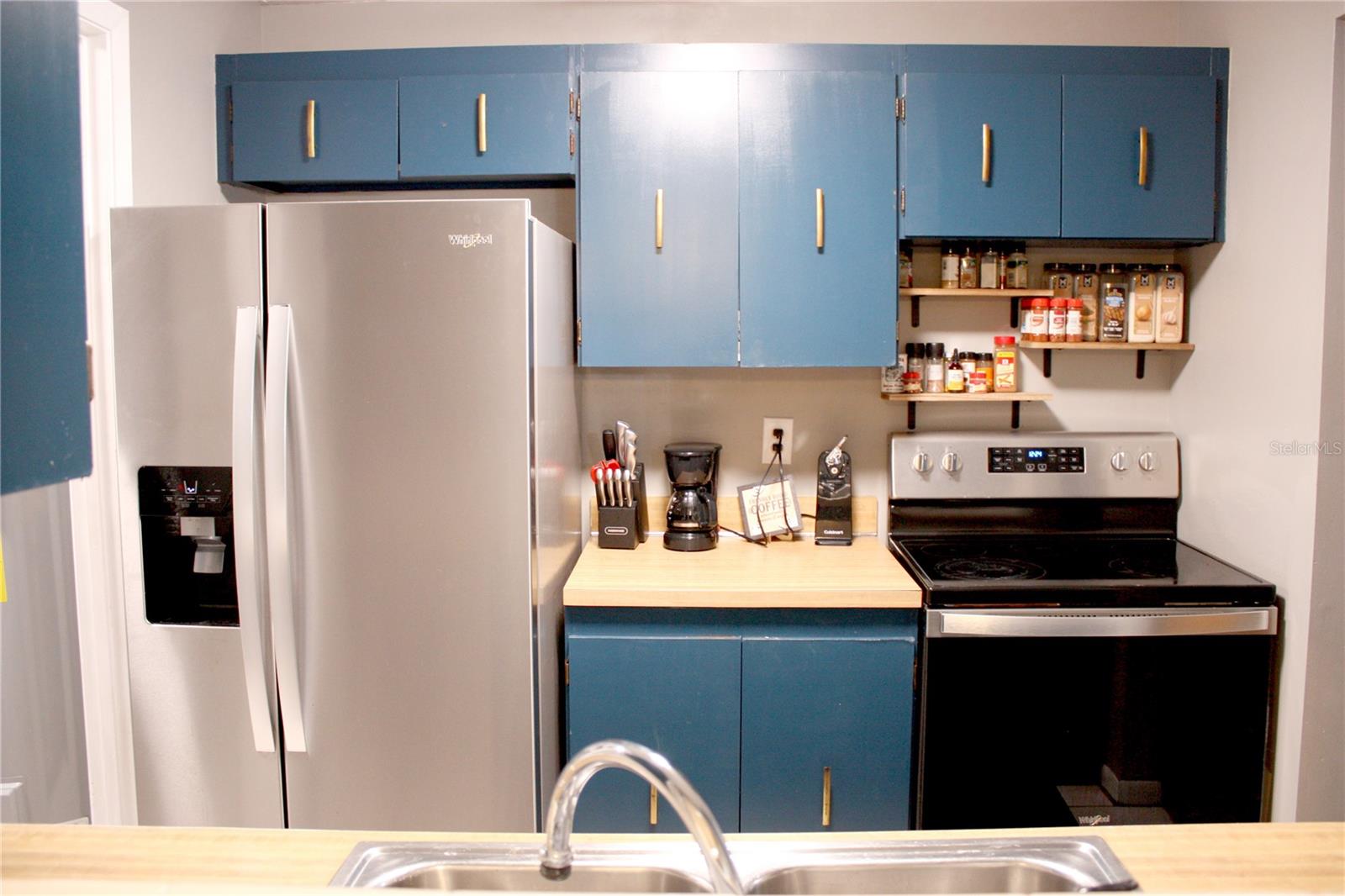 2071 CANAL RD — photo 11