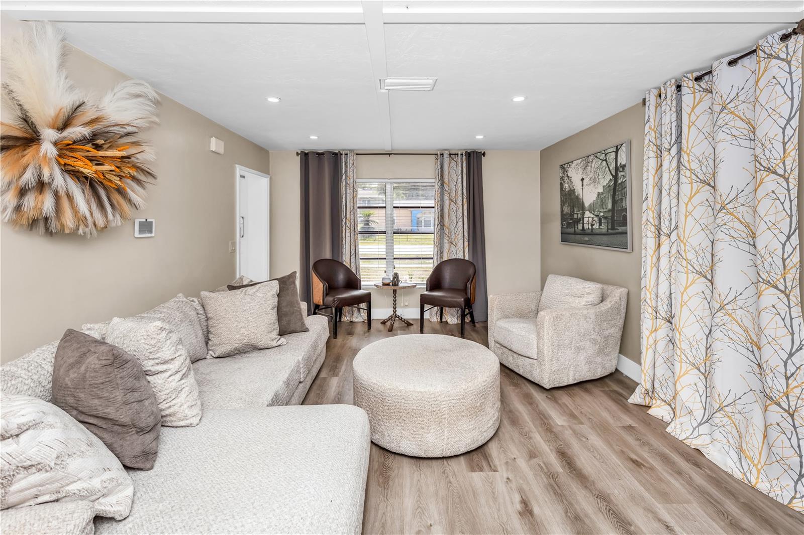 1020 COBBLESTONE AVE — photo 4