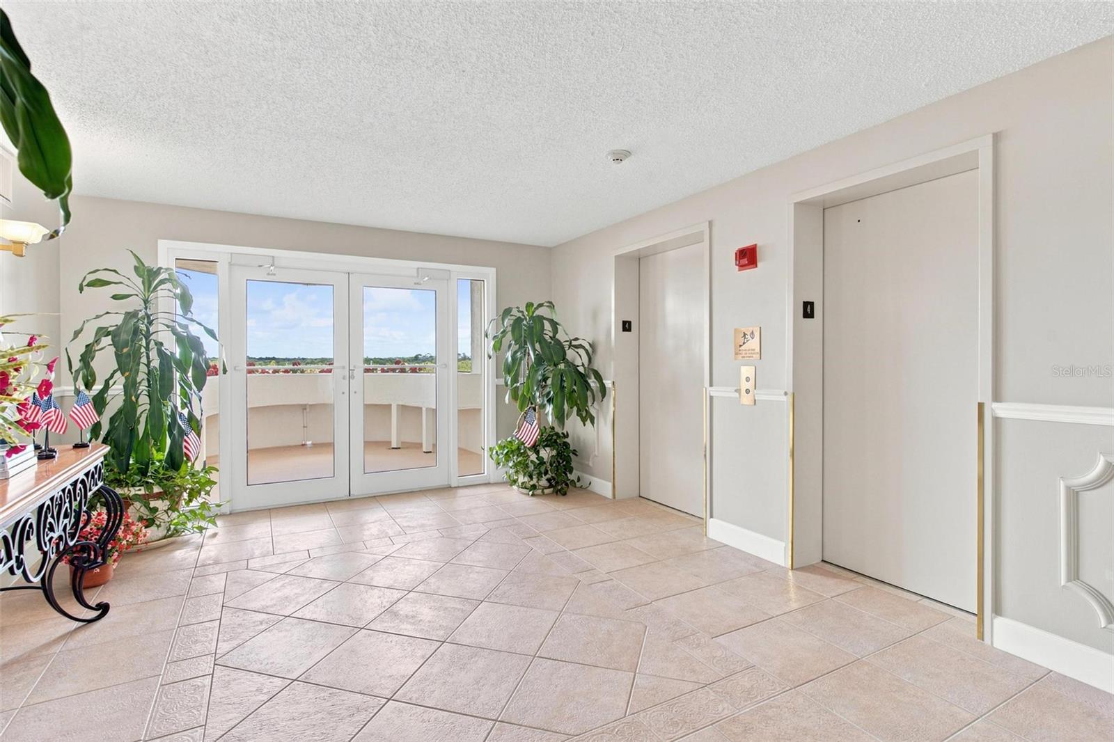 395 S ATLANTIC AVE #402 — photo 10