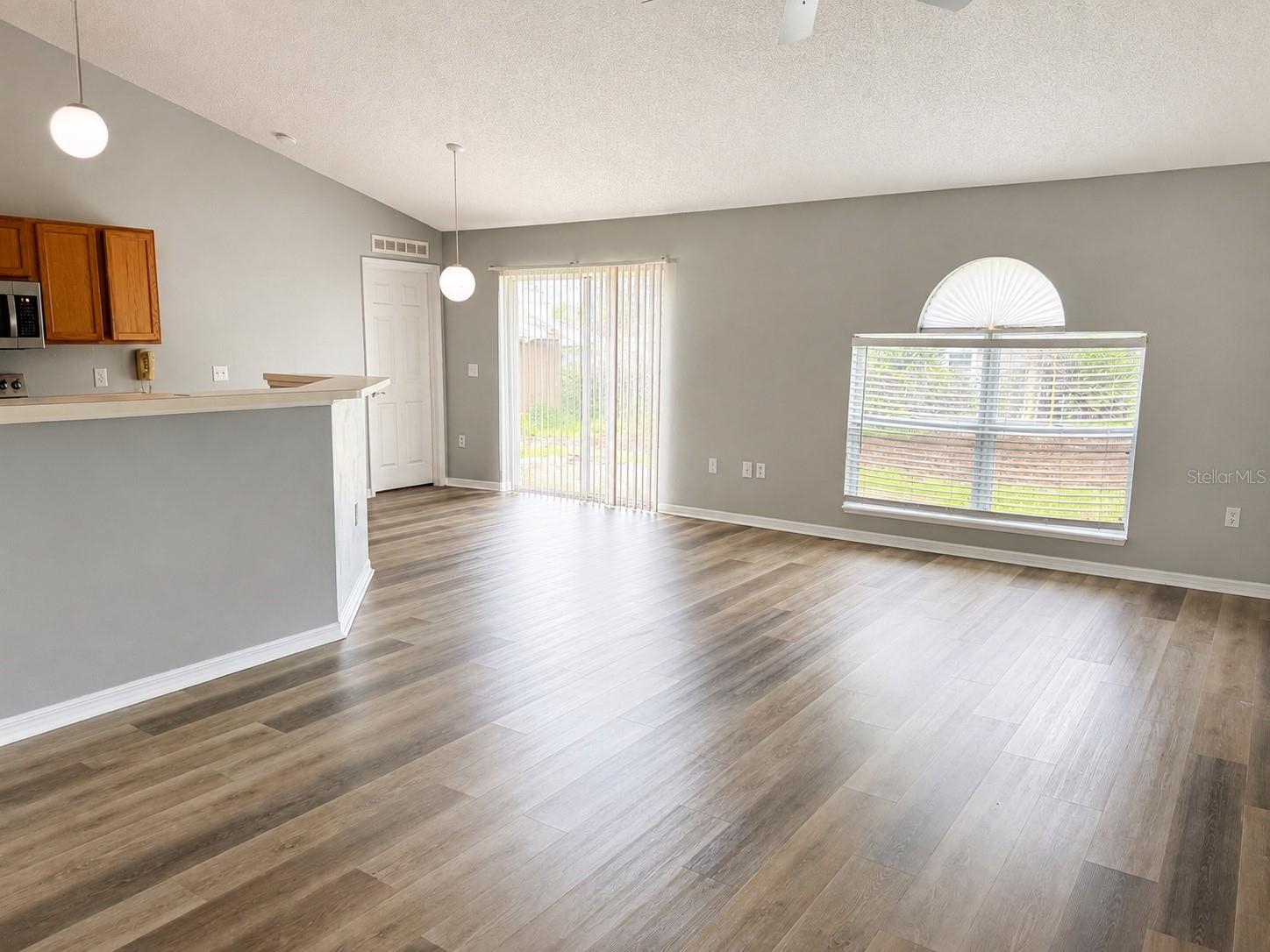 3080 UTAH DR — photo 9