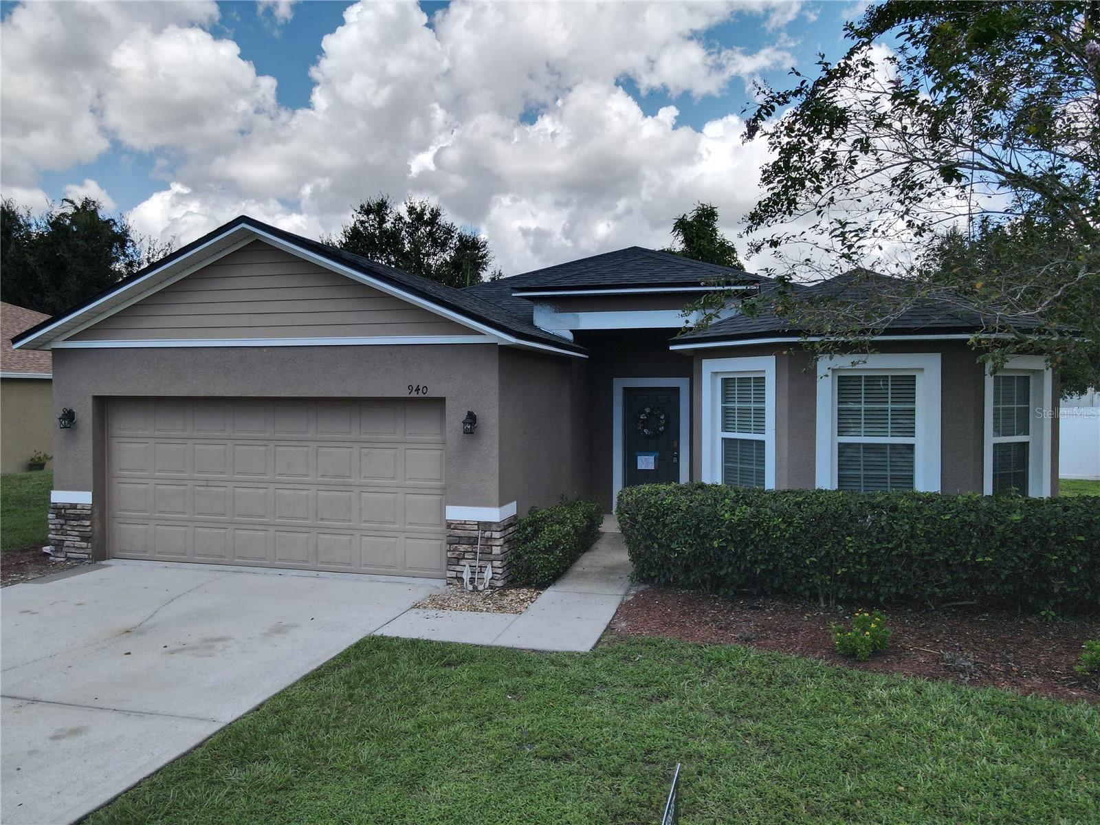 940 FALLBROOKE AVE — photo 3