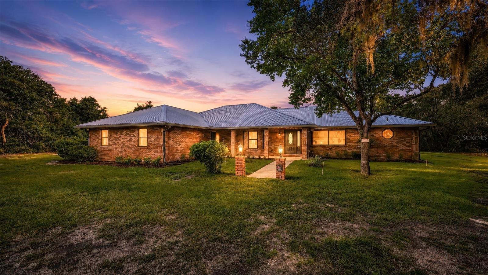 445 POLITE DR