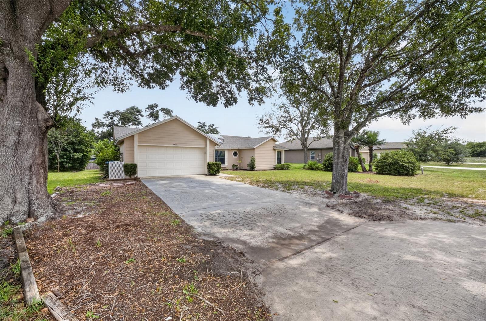 2495 E TIPTON DR — photo 2