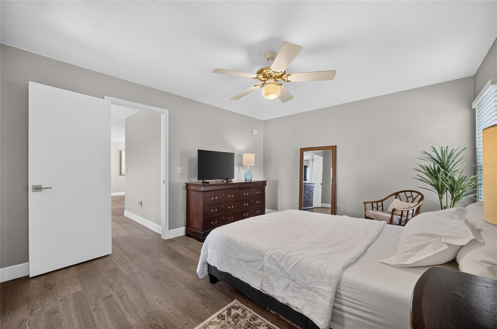 2495 E TIPTON DR — photo 11