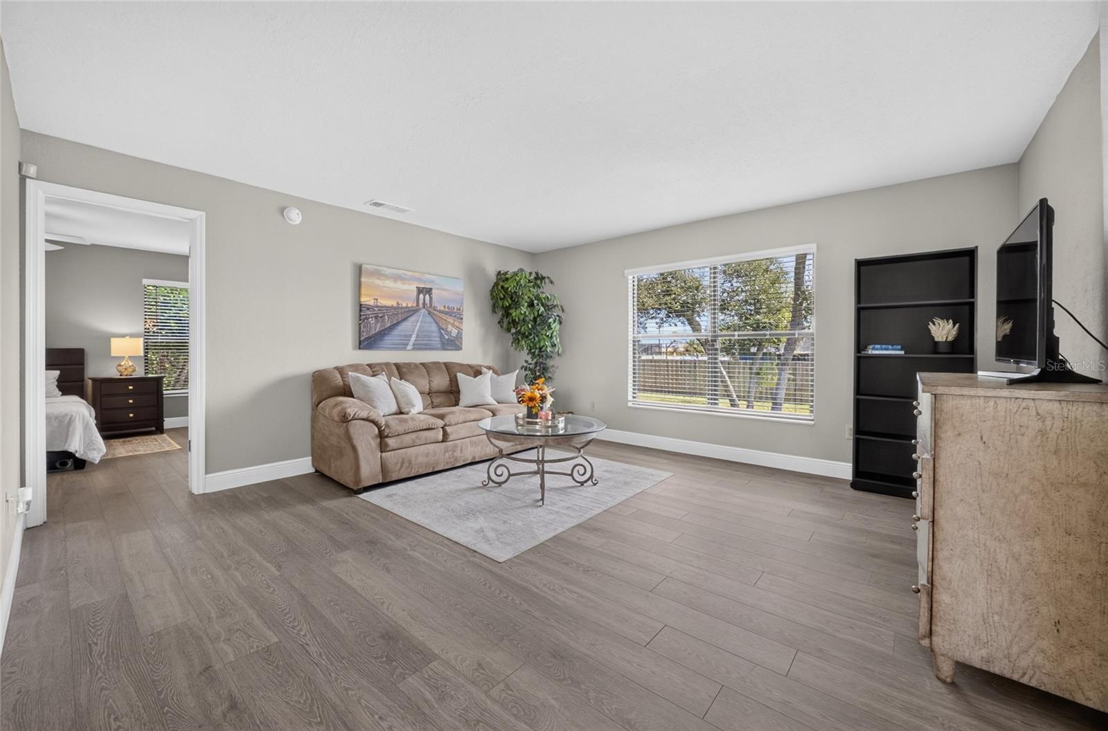 2495 E TIPTON DR — photo 5