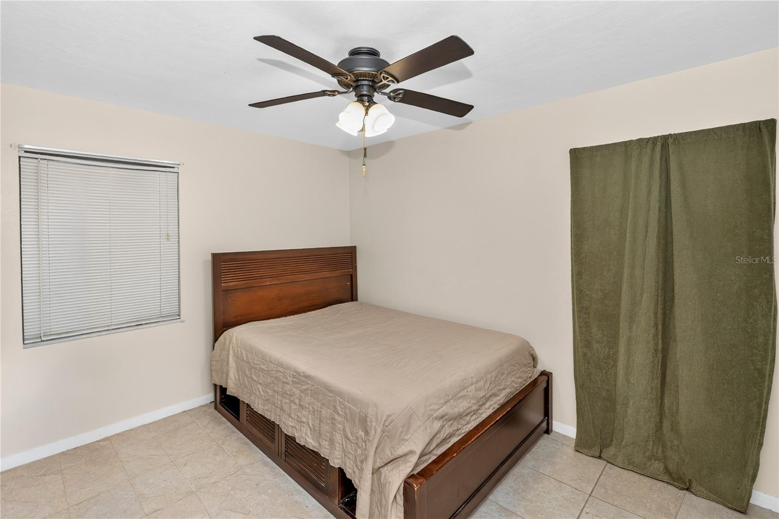 733 HAGER ST — photo 11