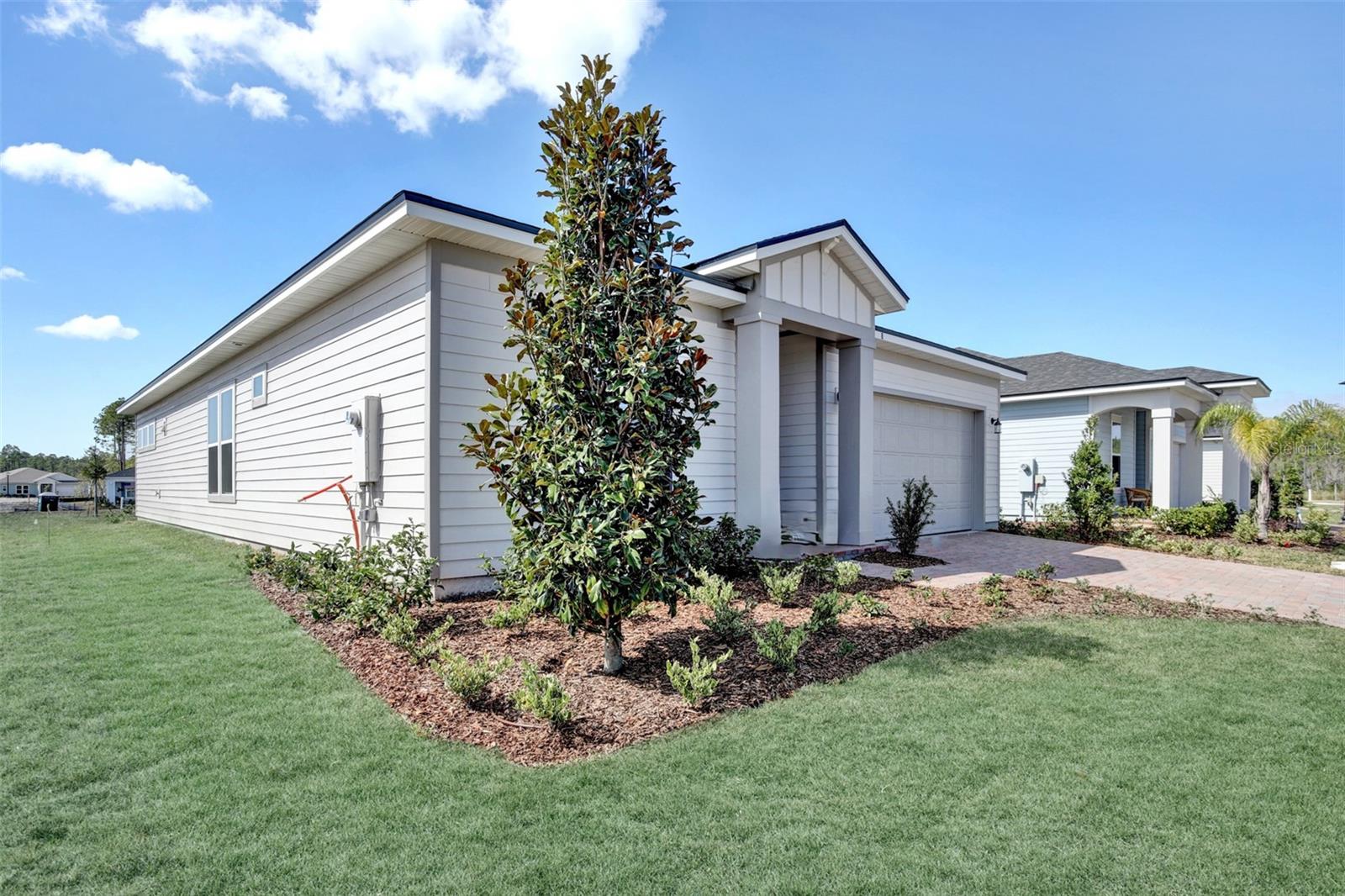 11 FALMOUTH DR — photo 3