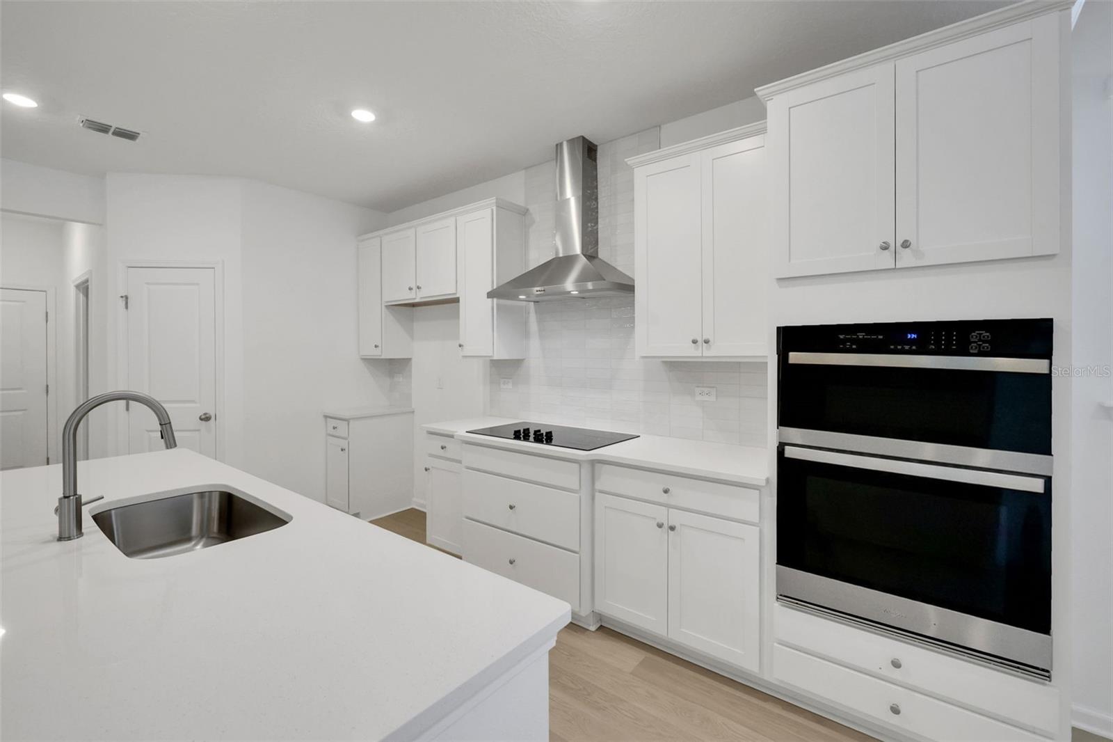 20 WINDMILL PALM WAY — photo 8